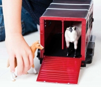 Wholesalers of Big Farm Horse Trailer With Horse toys image 3