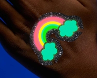 Wholesalers of Fablab Glow In The Dark Glitter Tattoos toys image 4