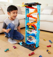 Wholesalers of Hot Wheels City Transforming Race Tower Play Set toys image 3