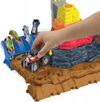 Wholesalers of Hot Wheels Monster Trucks Arena Ultimate Crush Yard toys image 3
