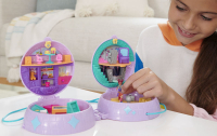 Wholesalers of Polly Pocket Double Play Skating Compact toys image 5
